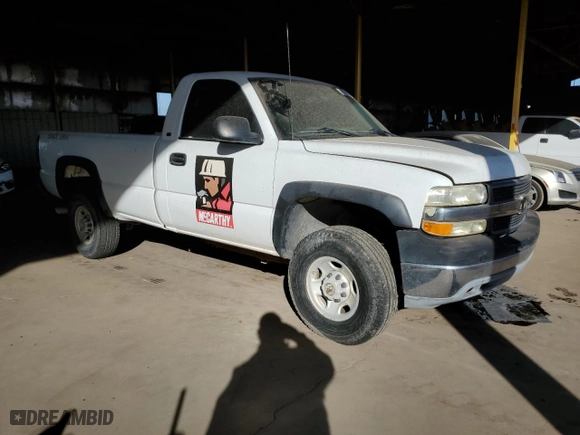 2001 Chevrolet Silverado 2500HD Classic Work Truck with VIN 1GCHC24U91E296904, listed as a Copart auction lot 42253195 with 0 mi miles and Clean Title. Bid and sale history available at carsss.com. Image 4.