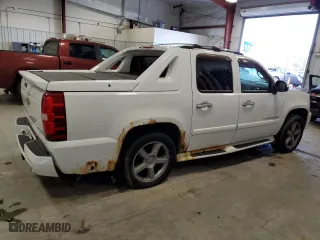2007 Chevrolet Avalanche LT w/3LT with VIN 3GNFK12357G218403, listed as a Copart auction lot 82667364 with 131,962 mi miles and Clean Title. Bid and sale history available at carsss.com. Image 3.