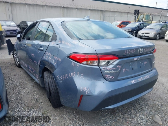 2020 Toyota Corolla LE with VIN 5YFEPRAE3LP098127, listed as a IAAI auction lot 41880641 with 46,577 mi miles. Bid and sale history available at carsss.com. Image 3.
