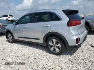 2020 Kia Niro LX with VIN KNDCB3LC5L5398022, listed as a Copart auction lot 57132154 with 198,581 mi miles and Clean Title. Bid and sale history available at carsss.com. Image 2.