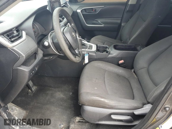 2019 Toyota RAV4 LE with VIN JTMH1RFV5KD027262, listed as a Copart auction lot 53493345 with 122,617 mi miles and Salvage title. Bid and sale history available at DreamBid. Image 7.