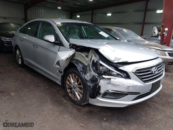 2015 Hyundai Sonata 2.4L Sport with VIN 5NPE34AF9FH194076, listed as a IAAI auction lot 41723593 with 96,118 mi miles. Bid and sale history available at carsss.com. Image 1.