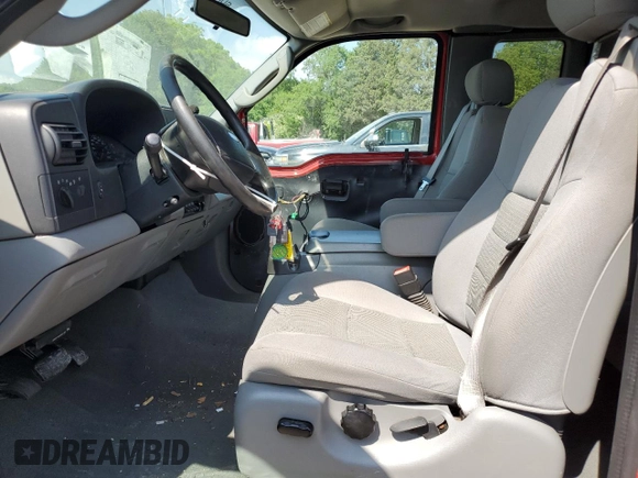 2006 Ford F-250 XL with VIN 1FTSX21P26EC48791, listed as a Copart auction lot 55861705 with 98,621 mi miles and Salvage title. Bid and sale history available at DreamBid. Image 7.