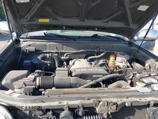 2004 Toyota Tundra SR5 with VIN 5TBET34124S445806, listed as a IAAI auction lot 42093587 with 141,061 mi miles and . Bid and sale history available at carsss.com. Image 10.