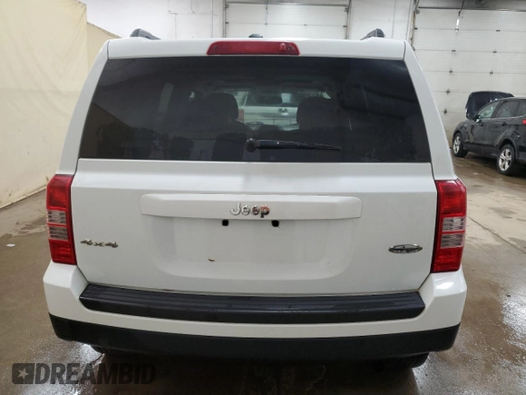 2015 Jeep Patriot High Altitude с VIN 1C4NJRFB1FD217333, выставлен на аукционе Copart как лот 59130145 с пробегом 134 212 миль миль и Чистый • Clean title. История ставок и продаж доступна на DreamBid. Изображение 6.