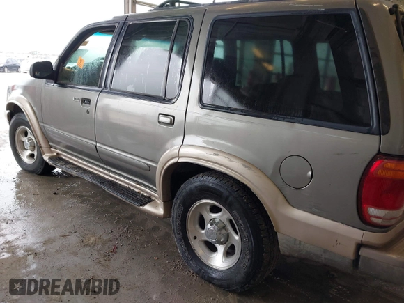 2000 Ford Explorer Eddie Bauer with VIN 1FMZU74E8YZB41346, listed as a IAAI auction lot 41601042 with 295,103 mi miles and . Bid and sale history available at DreamBid. Image 14.