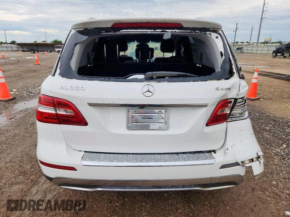 2014 Mercedes-Benz M 350 with VIN 4JGDA5HB3EA391966, listed as a Copart auction lot 60421605 with 130,874 mi miles and Salvage title. Bid and sale history available at DreamBid. Image 6.