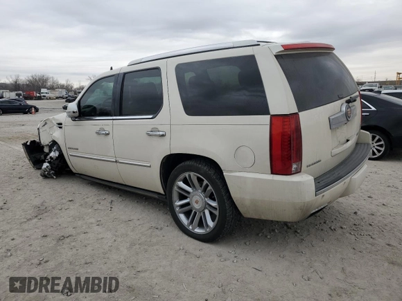 2014 Cadillac Escalade Platinum z VIN 1GYS4DEF6ER178624, wystawiony jako Copart lot #84922784 z przebiegiem 182 858 mil mil oraz Szkoda całkowita • Salvage title. Historia ofert i sprzedaży dostępna na DreamBid. Obrazek 2.