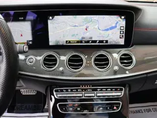 2021 Mercedes-Benz E 53 AMG with VIN W1KZF6BB6MB0058XX, listed as a Copart auction lot 55279265 with 17,051 mi miles and Clean Title. Bid and sale history available at DreamBid. Image 8.