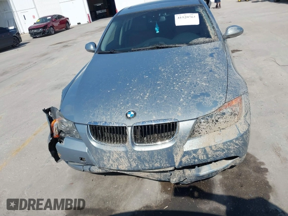 2008 BMW 3 Series 328xi z VIN WBAVC93558K036126, wystawiony jako IAAI lot #41520761 z przebiegiem 96 034 mil mil oraz . Historia ofert i sprzedaży dostępna na DreamBid. Obrazek 12.