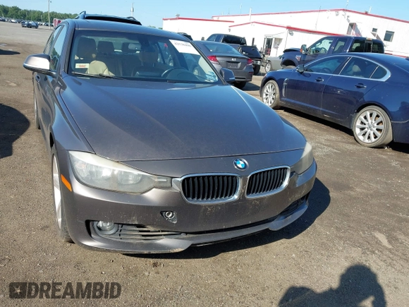 2014 BMW 3 Series 328i xDrive with VIN WBA3B5C53EP543978, listed as a IAAI auction lot 42538498 with 194,826 mi miles and . Bid and sale history available at DreamBid. Image 12.