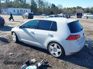2015 Volkswagen GTI S z VIN 3VW4T7AU4FM056187, wystawiony jako IAAI lot #41273757 z przebiegiem 108 096 mil mil oraz . Historia ofert i sprzedaży dostępna na DreamBid. Obrazek 3.