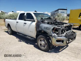 2019 Ram 3500 Tradesman with VIN 3C63R3GLXKG724787, listed as a Copart auction lot 63719364 with 0 mi miles and Salvage Title. Bid and sale history available at carsss.com. Image 4.