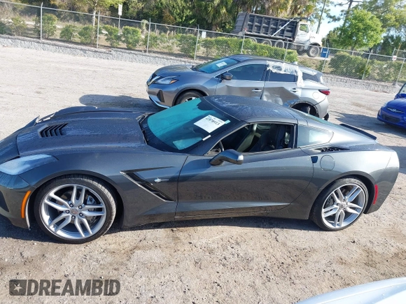 2018 Chevrolet Corvette 3LT with VIN 1G1YF2D78J5105256, listed as a IAAI auction lot 41878913 with 58,121 mi miles. Bid and sale history available at carsss.com. Image 14.