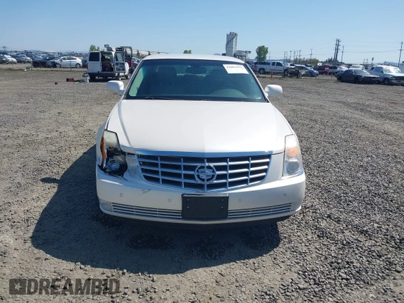 2008 Cadillac DTS 1SC with VIN 1G6KD57YX8U209792, listed as a IAAI auction lot 42003838 with 113,026 mi miles and . Bid and sale history available at carsss.com. Image 12.