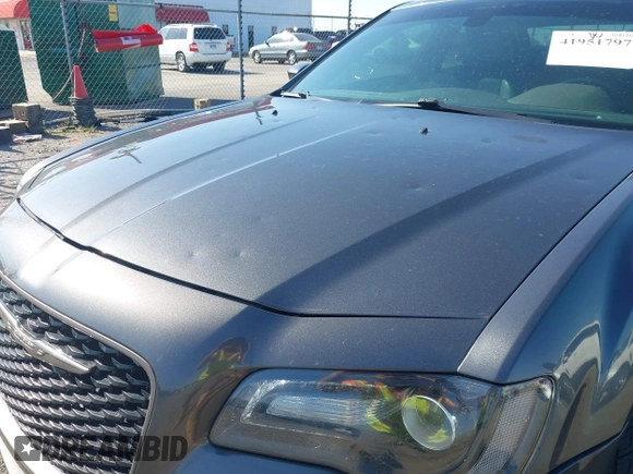 2016 Chrysler 300 with VIN 2C3CCABG6GH321121, listed as a IAAI auction lot 41951797 with 115,170 mi miles. Bid and sale history available at carsss.com. Image 6.