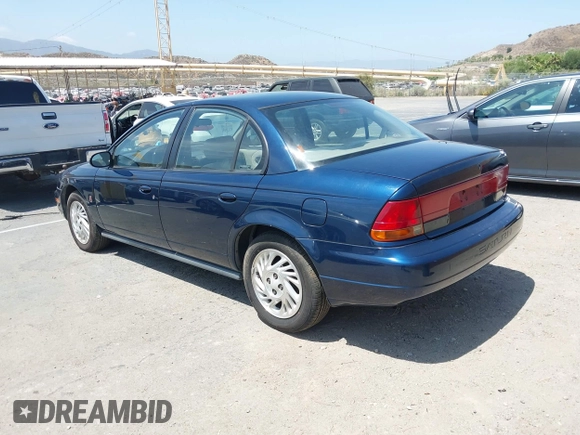 1998 Saturn SL z VIN 1G8ZK5270WZ174447, wystawiony jako IAAI lot #42543578 z przebiegiem 137 326 mil mil oraz . Historia ofert i sprzedaży dostępna na DreamBid. Obrazek 3.