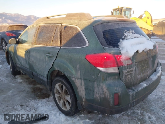 2013 Subaru Outback 2.5i Premium with VIN 4S4BRBCC2D3270699, listed as a IAAI auction lot 41423449 with 141,573 mi miles. Bid and sale history available at carsss.com. Image 3.