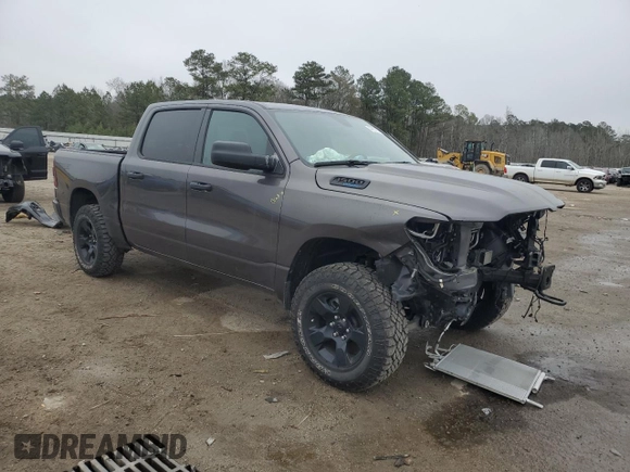 2024 Ram 1500 Tradesman z VIN 1C6SRFGT3RN177618, wystawiony jako Copart lot #44201155 z przebiegiem 6 651 mil mil oraz Szkoda całkowita • Salvage title. Historia ofert i sprzedaży dostępna na DreamBid. Obrazek 4.