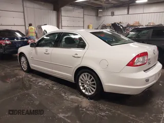 2008 Mercury Milan Premier with VIN 3MEHM08Z38R604372, listed as a IAAI auction lot 41131598 with 104,302 mi miles and . Bid and sale history available at DreamBid. Image 3.