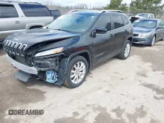 2017 Jeep Cherokee Limited with VIN 1C4PJMDS2HW606827, listed as a IAAI auction lot 42037856 with 89,477 mi miles. Bid and sale history available at carsss.com. Image 2.