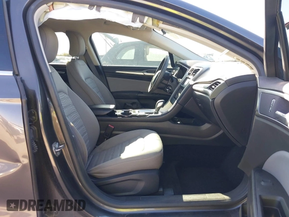 2016 Ford Fusion S with VIN 3FA6P0G70GR245860, listed as a IAAI auction lot 41208849 with 123,565 mi miles. Bid and sale history available at carsss.com. Image 5.