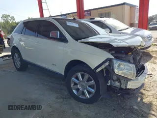 2007 Lincoln MKX with VIN 2LMDU88C77BJ33821, listed as a IAAI auction lot 42682904 with 150,877 mi miles and . Bid and sale history available at DreamBid. Image 1.