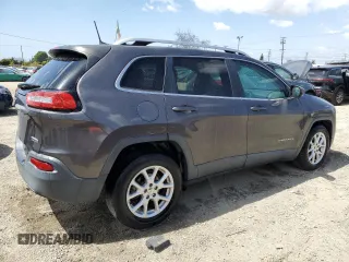 2018 Jeep Cherokee Latitude Plus with VIN 1C4PJLLB8JD512108, listed as a Copart auction lot 51766205 with 88,266 mi miles and Clean Title. Bid and sale history available at carsss.com. Image 3.