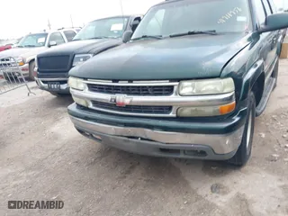 2003 Chevrolet Tahoe LT with VIN 1GNEC13Z03R268258, listed as a IAAI auction lot 41916956 with 218,720 mi miles. Bid and sale history available at carsss.com. Image 6.