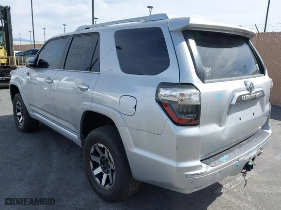 2019 Toyota 4Runner SR5 with VIN JTEBU5JR2K5690374, listed as a IAAI auction lot 41375797 with 62,188 mi miles. Bid and sale history available at carsss.com. Image 3.