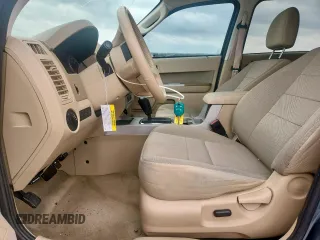 2012 Ford Escape XLT z VIN 1FMCU0D79CKB91964, wystawiony jako Copart lot #59443925 z przebiegiem 103 723 mil mil oraz Szkoda całkowita • Salvage title. Historia ofert i sprzedaży dostępna na DreamBid. Obrazek 7.