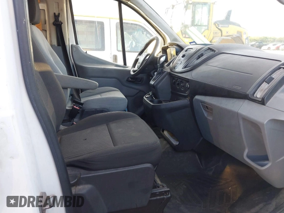 2018 Ford Transit with VIN 1FTYR1ZM6JKA46555, listed as a IAAI auction lot 42216565 with 212,024 mi miles and . Bid and sale history available at DreamBid. Image 5.