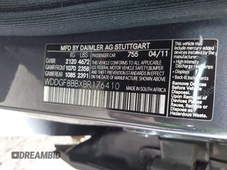 2011 Mercedes-Benz C 300 Sport with VIN WDDGF8BBXBR176410, listed as a IAAI auction lot 41999690 with 187,506 mi miles and . Bid and sale history available at carsss.com. Image 9.