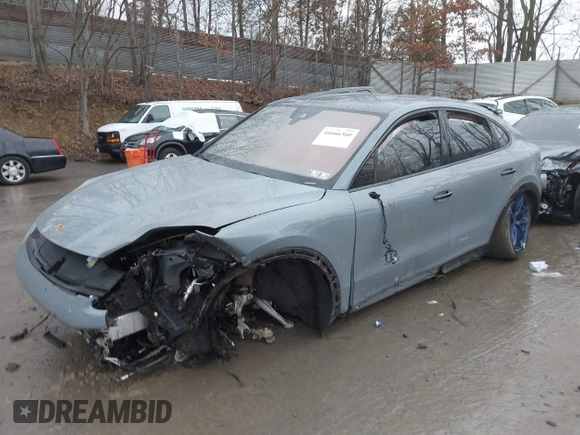 2022 Porsche Cayenne Turbo GT with VIN WP1BK2AY7NDA60391, listed as a IAAI auction lot 41666360 with 34,106 mi miles and . Bid and sale history available at DreamBid. Image 17.
