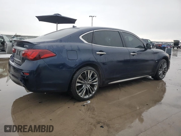 2018 Infiniti Q70 Luxe z VIN JN1BY1PP9JM330548, wystawiony jako Copart lot #53406435 z przebiegiem 73 985 mil mil oraz Czysty tytuł • Clean title. Historia ofert i sprzedaży dostępna na DreamBid. Obrazek 3.
