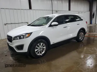 2017 Kia Sorento LX z VIN 5XYPGDA33HG253023, wystawiony jako Copart lot #57827545 z przebiegiem 74 231 mil mil oraz Szkoda całkowita • Salvage title. Historia ofert i sprzedaży dostępna na DreamBid. Obrazek 1.