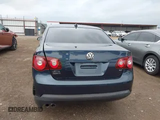 2008 Volkswagen Jetta SE with VIN 3VWRM71K48M123343, listed as a IAAI auction lot 42278272 with 206,469 mi miles and . Bid and sale history available at DreamBid. Image 17.