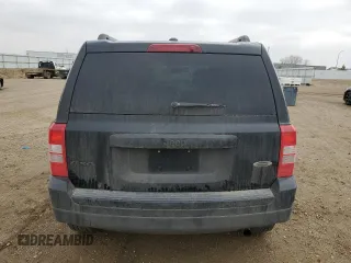 2015 Jeep Patriot Sport with VIN 1C4NJRBB1FD348087, listed as a Copart auction lot 51344575 with 156,757 mi miles and Clean Title. Bid and sale history available at carsss.com. Image 6.