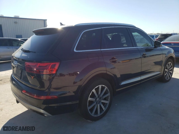 2019 Audi Q7 Prestige with VIN WA1VAAF76KD004430, listed as a Copart auction lot 47841955 with 140,679 mi miles and Clean Title. Bid and sale history available at carsss.com. Image 3.