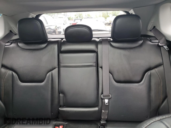 2018 Jeep Compass Limited with VIN 3C4NJCCB3JT486759, listed as a Copart auction lot 57642925 with 59,954 mi miles and Clean title. Bid and sale history available at DreamBid. Image 10.