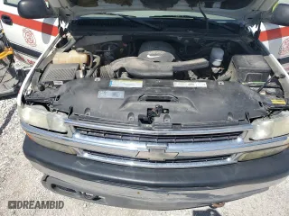 2001 Chevrolet Tahoe LS with VIN 1GNEK13TX1J213584, listed as a Copart auction lot 52725075 with 177,846 mi miles and Salvage Title. Bid and sale history available at carsss.com. Image 12.
