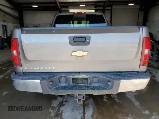 2007 Chevrolet Silverado 1500 1LT with VIN 1GCEK19J87E507890, listed as a Copart auction lot 54205995 with 131,642 mi miles and Salvage Title. Bid and sale history available at DreamBid. Image 6.