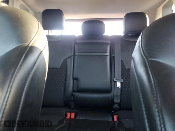 2018 Jeep Compass Latitude with VIN 3C4NJCBB3JT186382, listed as a Copart auction lot 53092885 with 121,601 mi miles and Salvage Title. Bid and sale history available at carsss.com. Image 10.