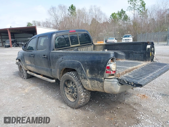 2013 Toyota Tacoma with VIN 3TMMU4FN1DM062090, listed as a IAAI auction lot 41572140 with 246,070 mi miles. Bid and sale history available at carsss.com. Image 3.