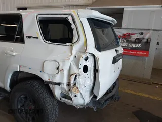 2018 Toyota 4Runner SR5 with VIN JTEBU5JRXJ5603321, listed as a IAAI auction lot 41671207 with 56,540 mi miles. Bid and sale history available at carsss.com. Image 6.