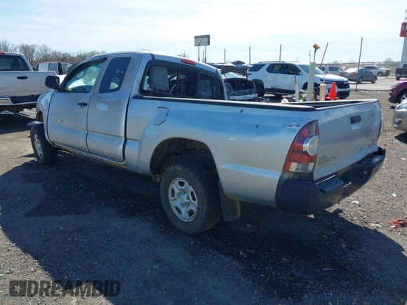 2010 Toyota Tacoma z VIN 5TETX4CNXAZ723380, wystawiony jako IAAI lot #41771322 z przebiegiem Nie podano mil oraz . Historia ofert i sprzedaży dostępna na DreamBid. Obrazek 3.