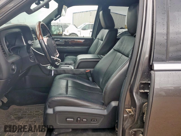 2016 Lincoln Navigator Reserve z VIN 5LMJJ2LTXGEL10472, wystawiony jako Copart lot #58482645 z przebiegiem 149 124 mil mil oraz Szkoda całkowita • Salvage title. Historia ofert i sprzedaży dostępna na DreamBid. Obrazek 7.