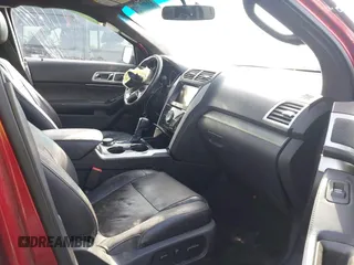 2014 Ford Explorer Sport z VIN 1FM5K8GT7EGC36069, wystawiony jako IAAI lot #41468723 z przebiegiem Nie podano mil oraz . Historia ofert i sprzedaży dostępna na DreamBid. Obrazek 5.