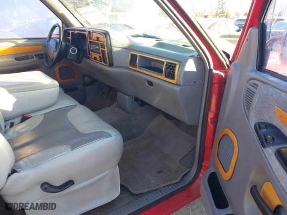 1996 Dodge Ram 1500 with VIN 3B7HC13Z0TG167792, listed as a IAAI auction lot 41561654 with 173,221 mi miles. Bid and sale history available at carsss.com. Image 5.