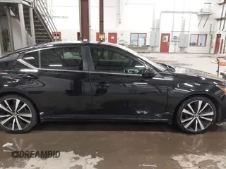 2020 Nissan Altima SR with VIN 1N4BL4CV5LC226199, listed as a IAAI auction lot 41555792 with 71,776 mi miles and . Bid and sale history available at carsss.com. Image 13.